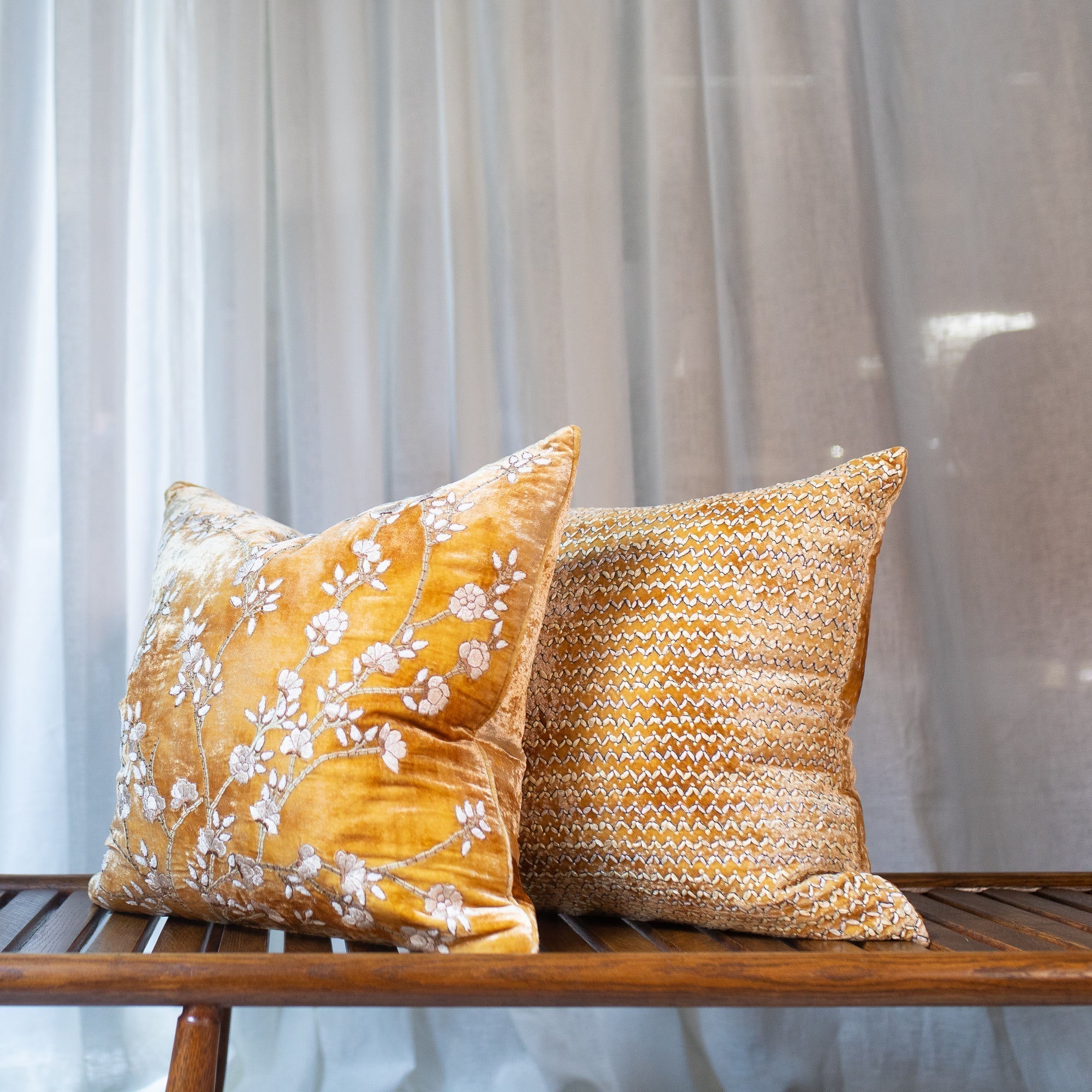 Stella Tribeca | Cushion | Shaded Oro Cushions