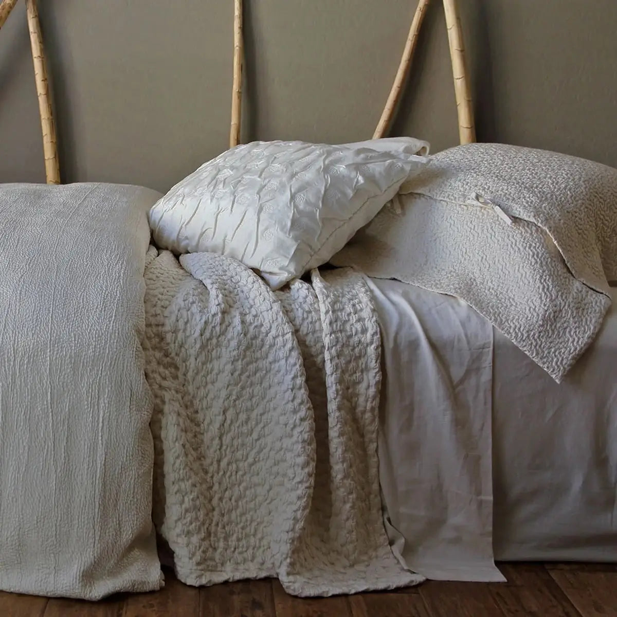 The Purists Collection: Live Beautifully