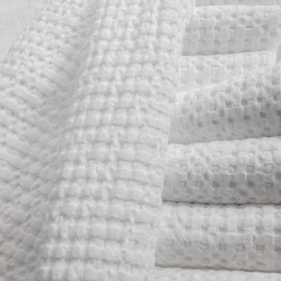 Pousada Towels - Hand 17’ x 30’ / White - Abyss & Habidecor - Bath - $34