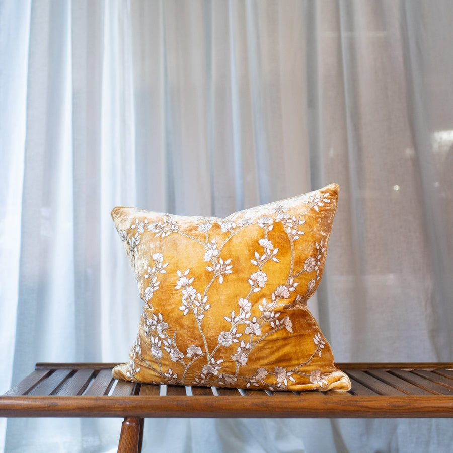 Shaded Oro Cushions - Anke Drechsel - Cushion