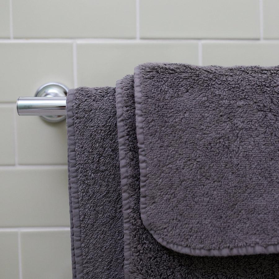 Super Pile Towels - Wash Cloth 12’ x / Charcoal 920 Abyss & Habidecor Bath $21
